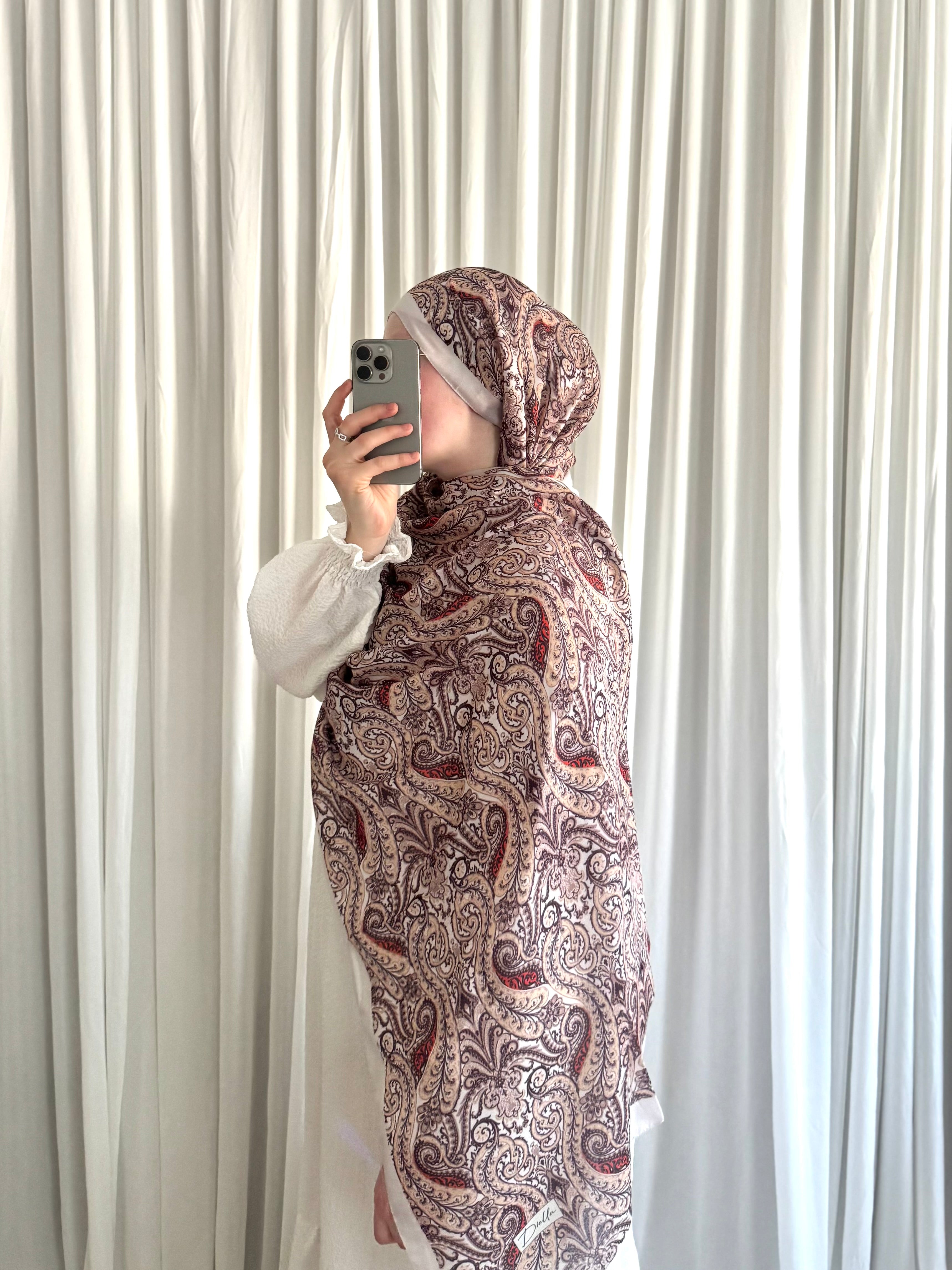 Vintage Pearl Paisley Hijab