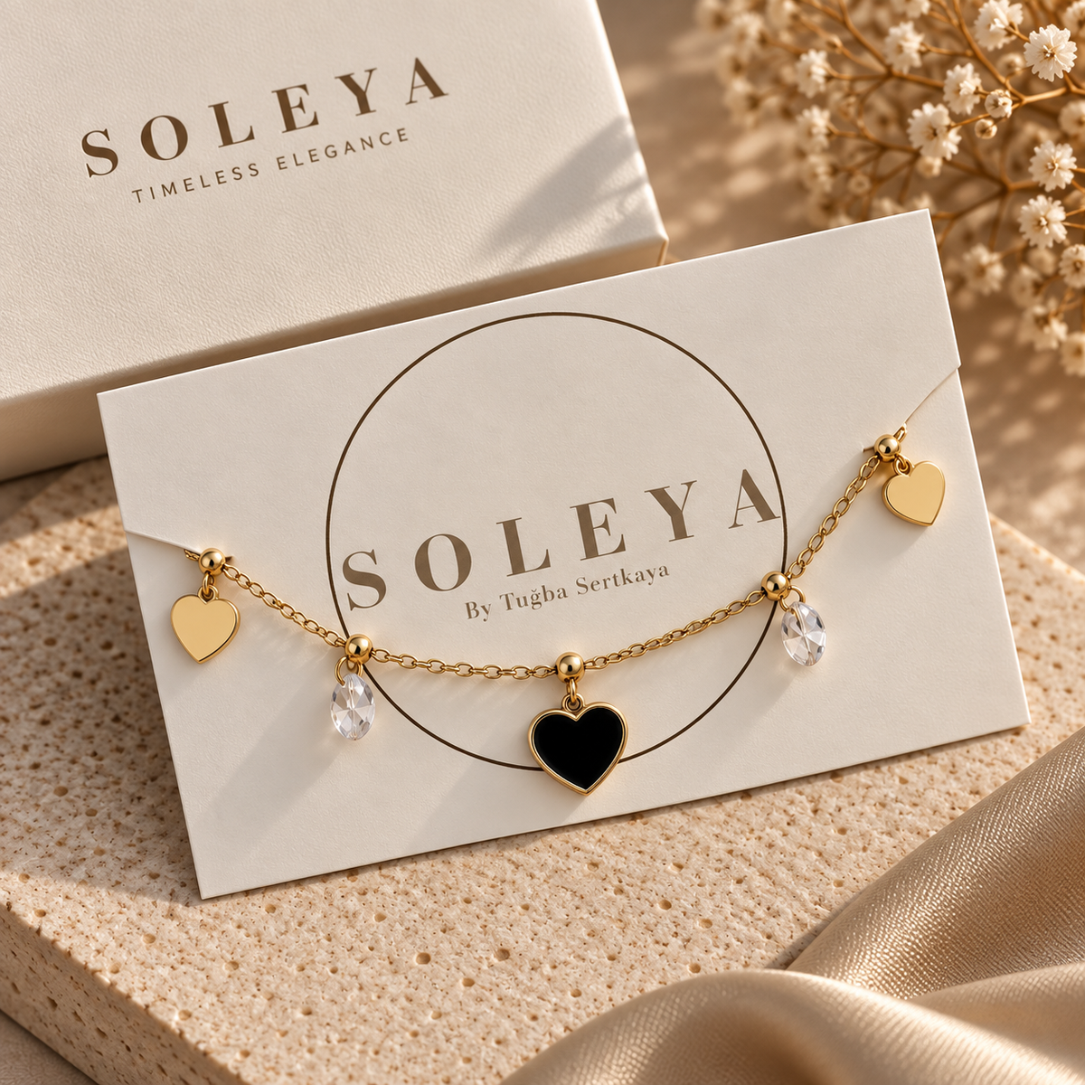 Amora Armband
