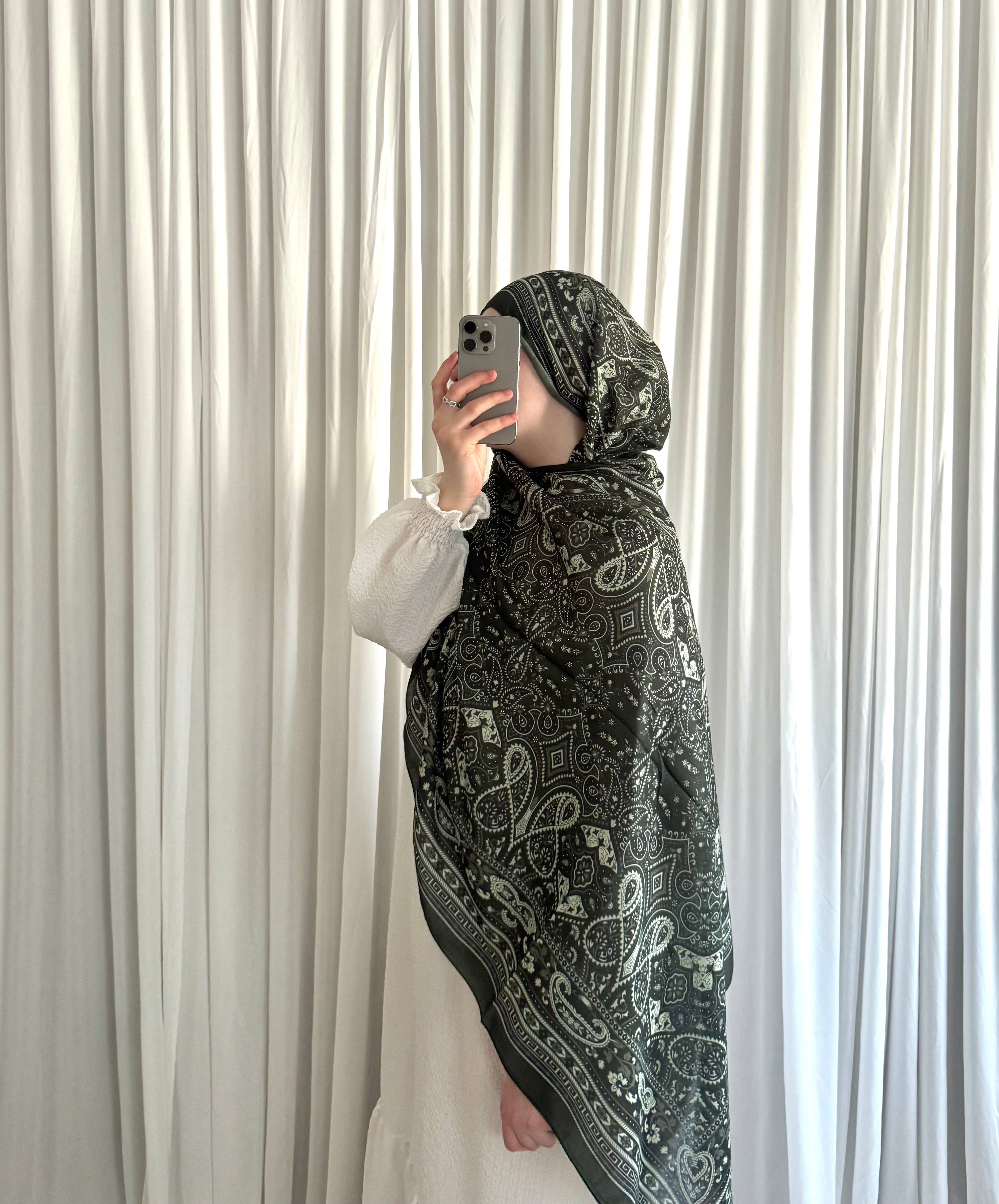 Vintage Olive Paisley Hijab
